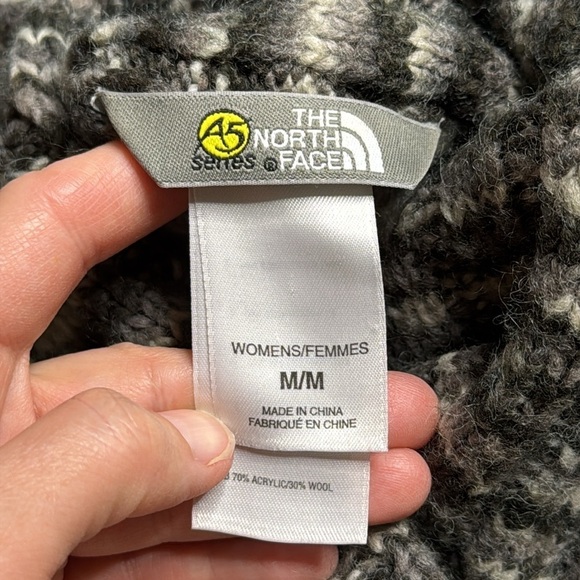The North Face A5 Wool Turtleneck Wool Black Gray Sweater Size Medium - Picture 7 of 9